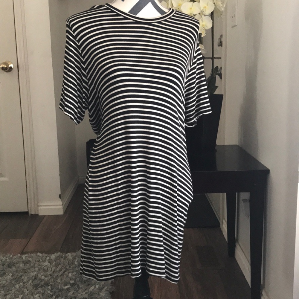 *SOLD* Brandy Melville Dress